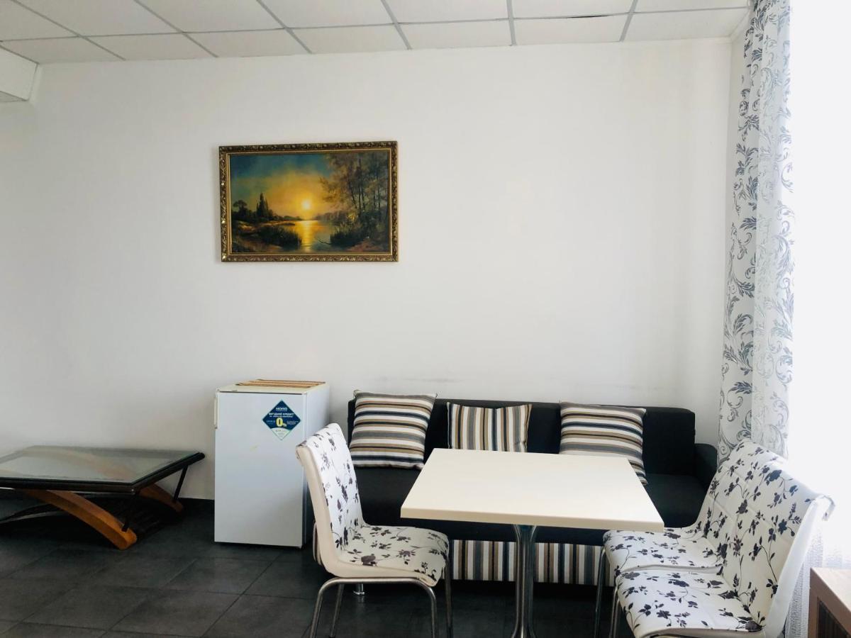 Отель Меридиан Zolotonosha Exterior foto
